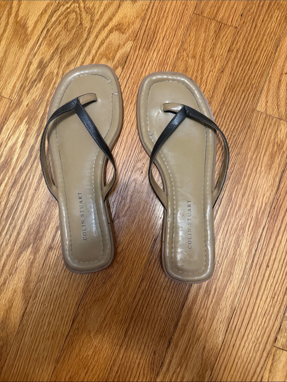 Colin Stuart Black Strap Tan Footbed Women's Thong Sandals